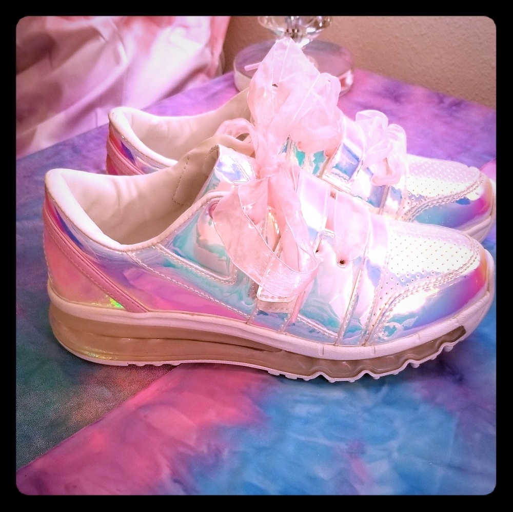 Holo Aire Light Up Shoes